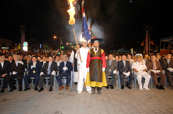 경남도의회 이태일 의장 통영 한산대첩축제 개막식 참석