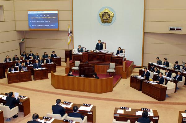 제245회 경남도의회 제2차정례회 개회