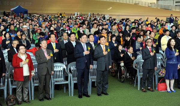 김윤근 의장 제35회 장애인의 날 문화제 행사 참석