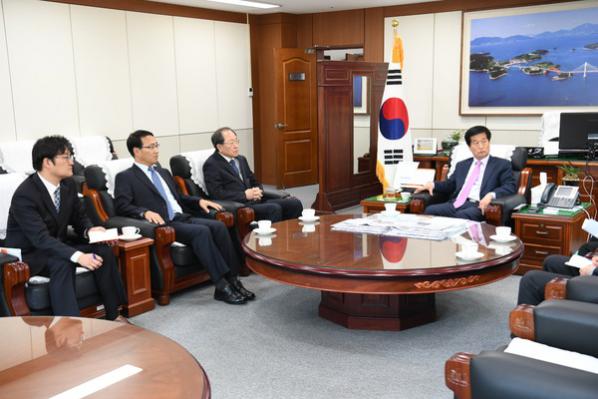 박동식 의장, 류순현 도지사 권한대행 역할 강조