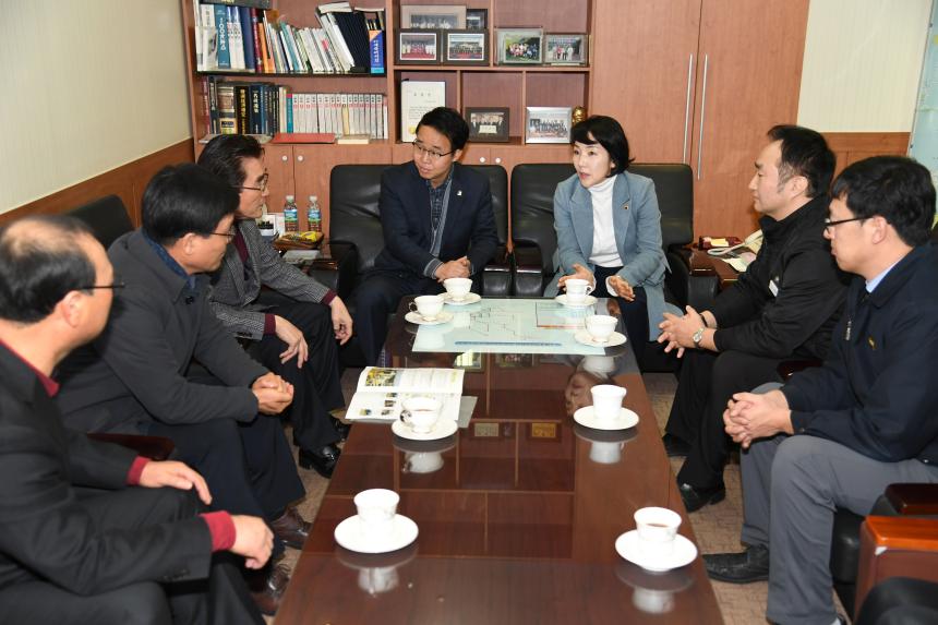 김지수 경상남도의회 의장-박성호 도지사권한대행, 설 명절 기간 중 민생현장 빈틈없이 챙긴다 !