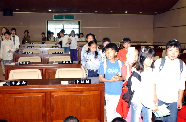 창원시 초등학교 회장단(5,6학년) 및 교사 의회방문1