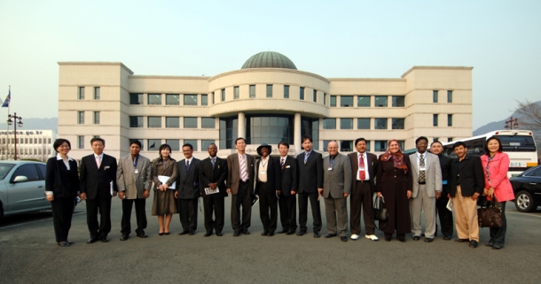 개발도상국(네팔 외 11개국)공무원 의회방문