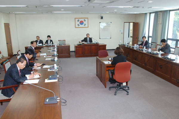 “통합본사 성공적 경남이전 총력” - 경남혁신도시건설지원특위 제8차회의