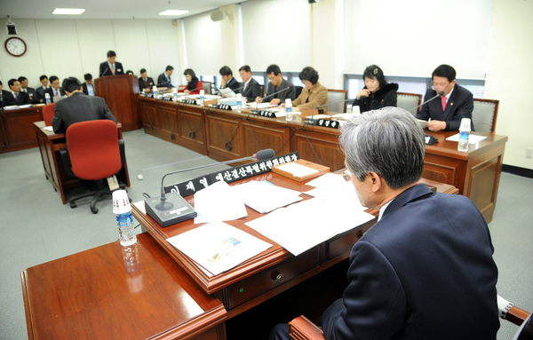 경남도청소관 2013년도 당초예산안 종합심사 회의 (2~5차)