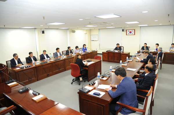 제319회 제1차 예산결산특별위원회(도청소관) 개최