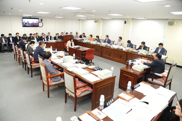 2014회계연도 경상남도 세입세출 결산등 종합심사 결과