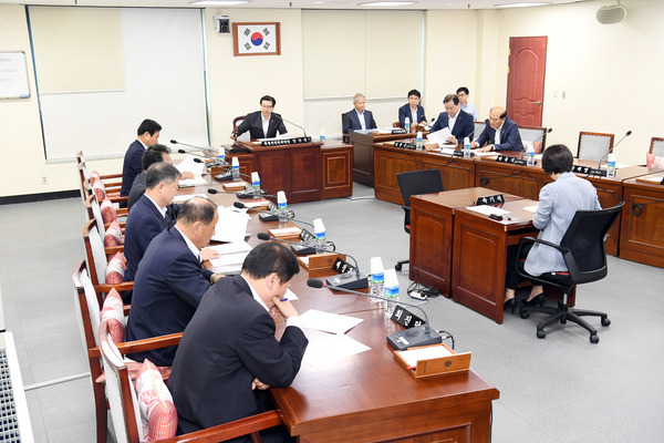 제7차 남부내륙철도 조기 건설을 위한 특별위원회