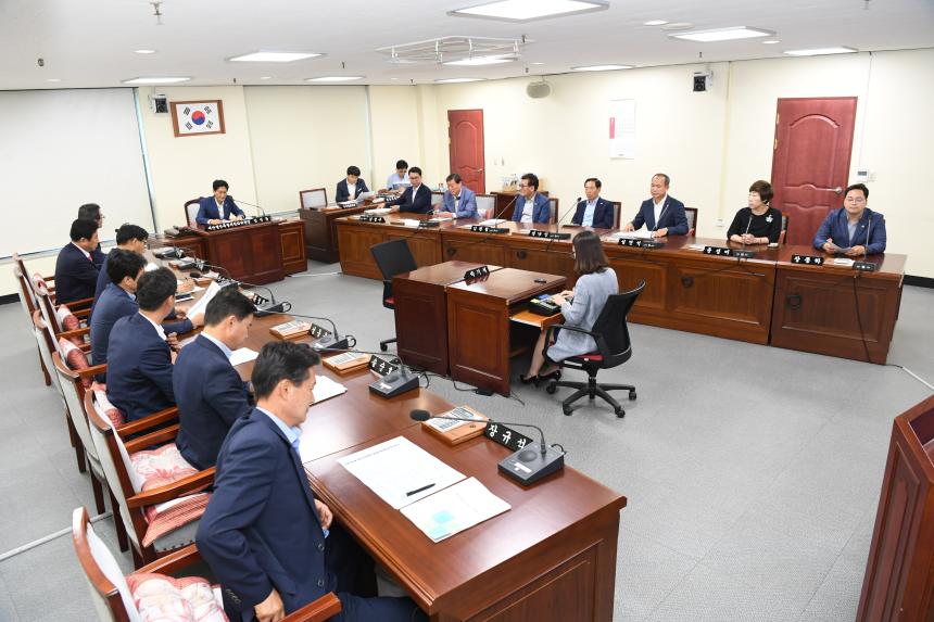 (제356회 임시회) 도청 소관 예산결산특별위원회 제1차 회의 