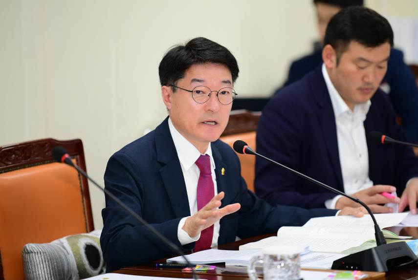 문화복지위원회 회의