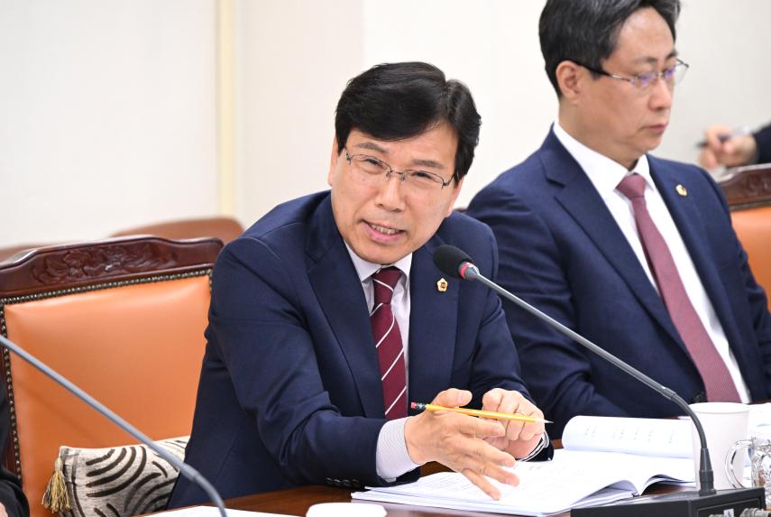제421회 임시회 제1차 기획행정위원회