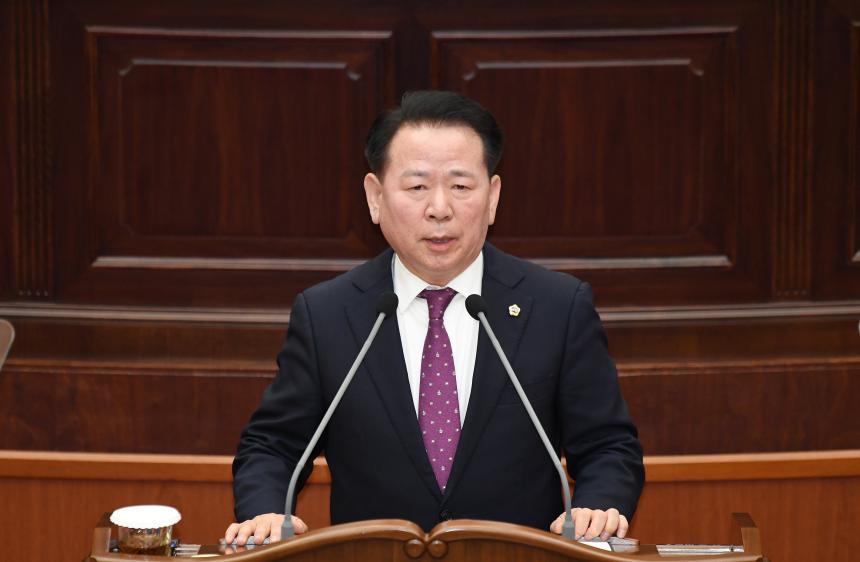 제421회 임시회 제4차 본회의