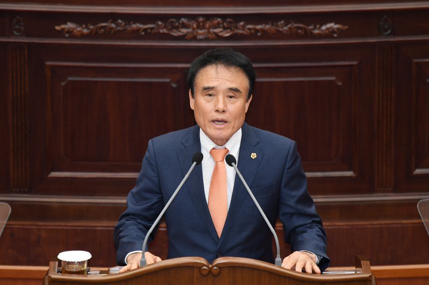 제421회 임시회 제4차 본회의