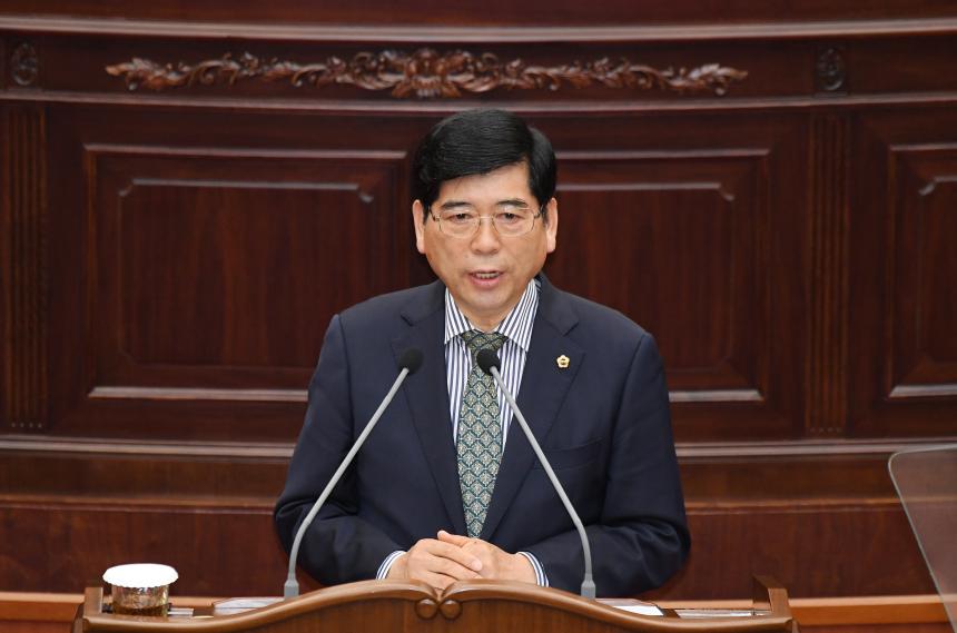 제421회 임시회 제4차 본회의