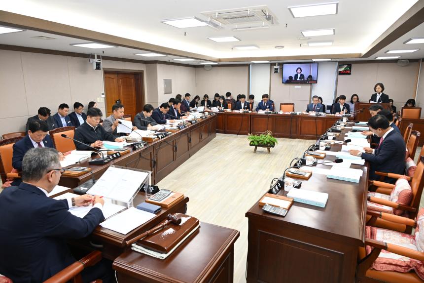 제423회 임시회 제1차 의회운영위원회
