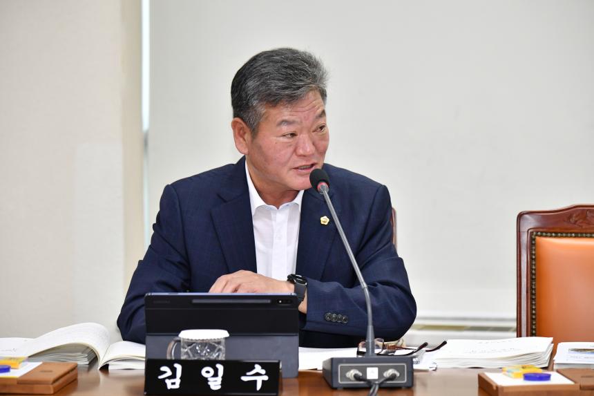 제427회 임시회 제1차 기획행정위원회