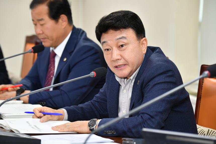 제427회 임시회 제1차 기획행정위원회