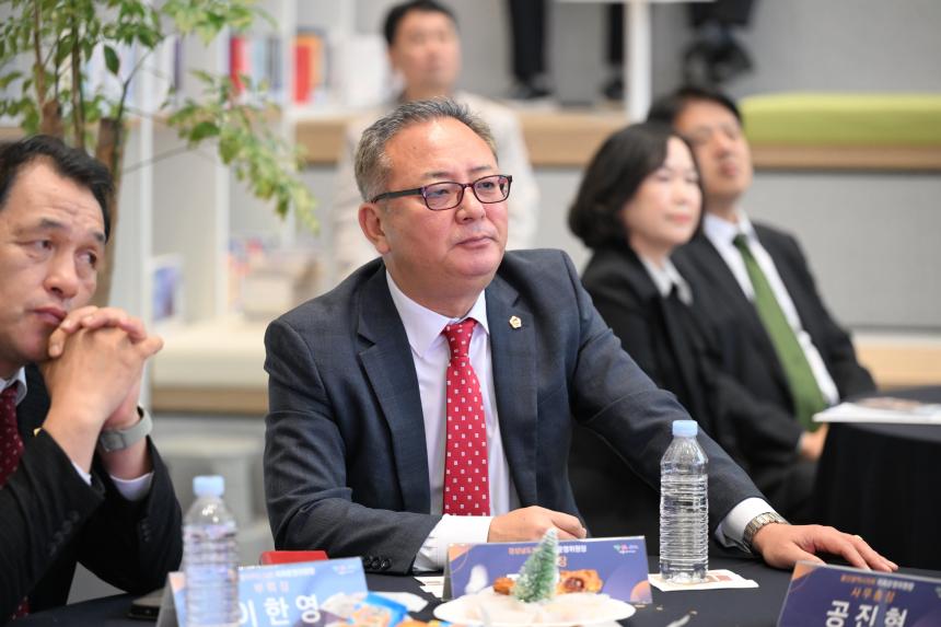 정규헌 경남도의회 운영위원장, 