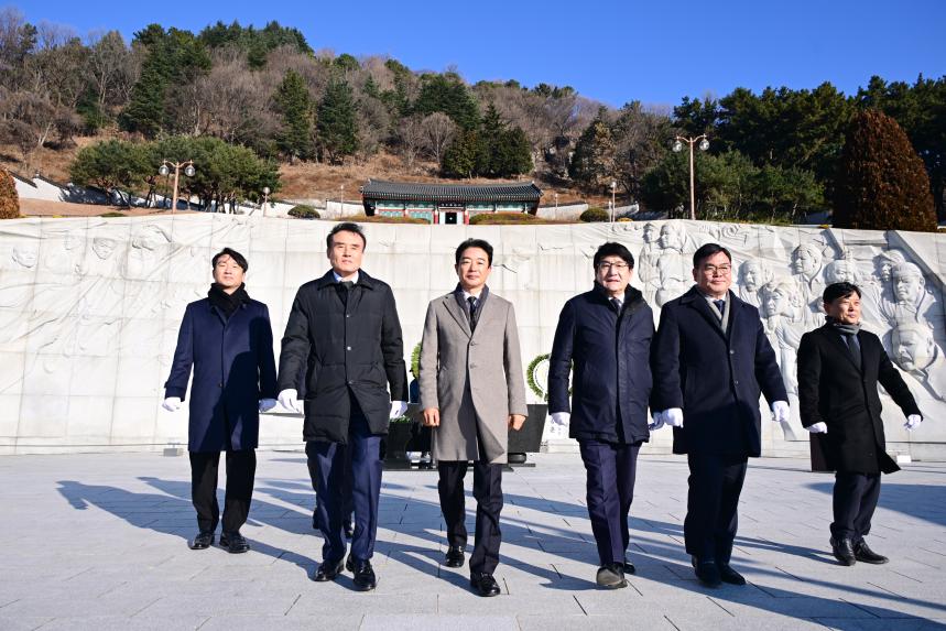 2026년 병오년 신년맞이 현충시설 참배