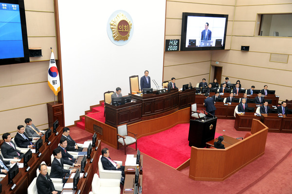 제331회 정례회 제3차  도정질문 본회의 사진 - 21