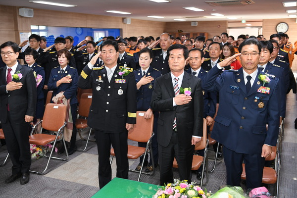 박동식 의장, 제54주년 소방의 날 기념행사 참석 - 1
