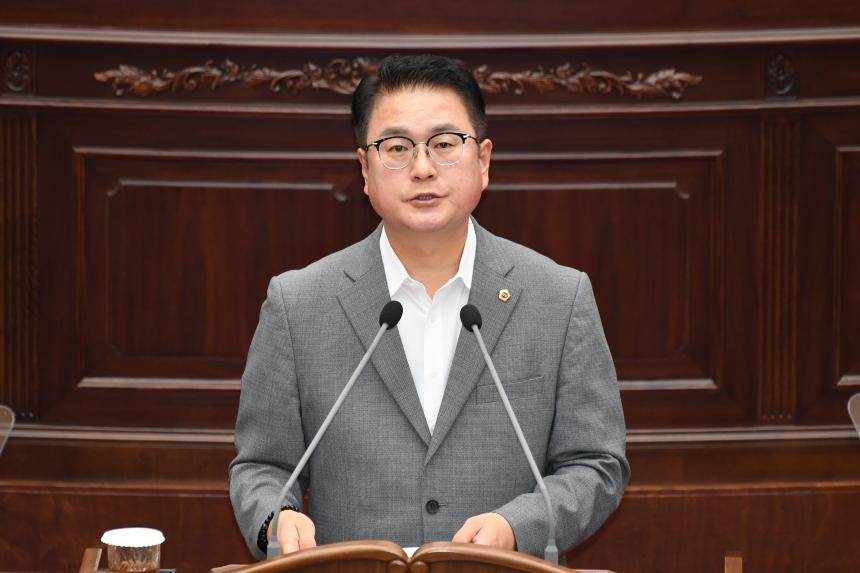 박남용 도의원, ‘문화 경남’을 위한 문화예술 정책의 실효성 제고 촉구  - 1