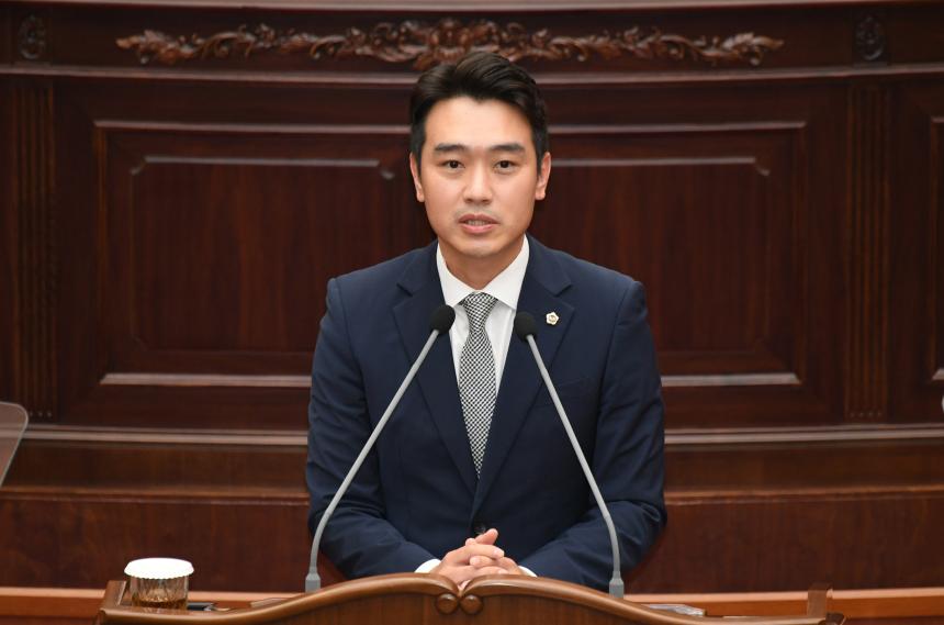 정재욱 도의원, 신종 “딥 페이크 범죄” 예방 대책 촉구 - 1