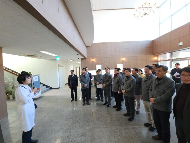 농촌 인력난부터 6차 산업 유통 혁신까지... 도의회 농해수위, 남해군 민생현장에서 해법 찾는다. - 1