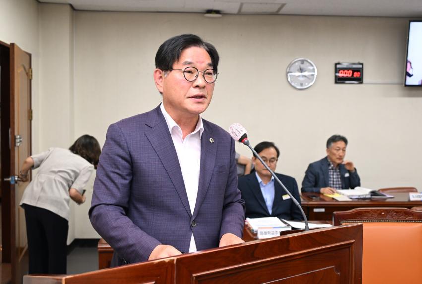 정수만 도의원, ‘경상남도교육청 시설공사 하자관리에 관한 조례안’ 상임위 통과 - 1