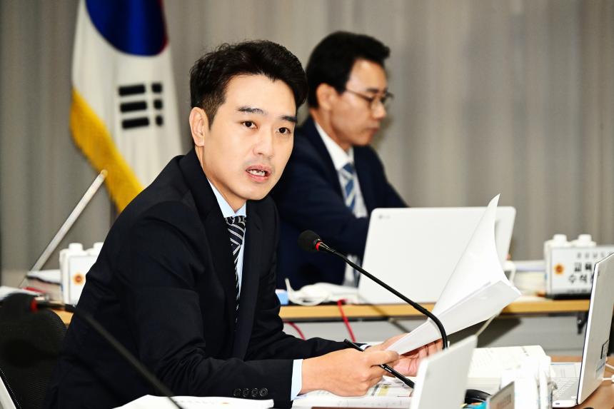 정재욱 도의원, “학교 기숙사 매트리스 위생관리 심각” - 1