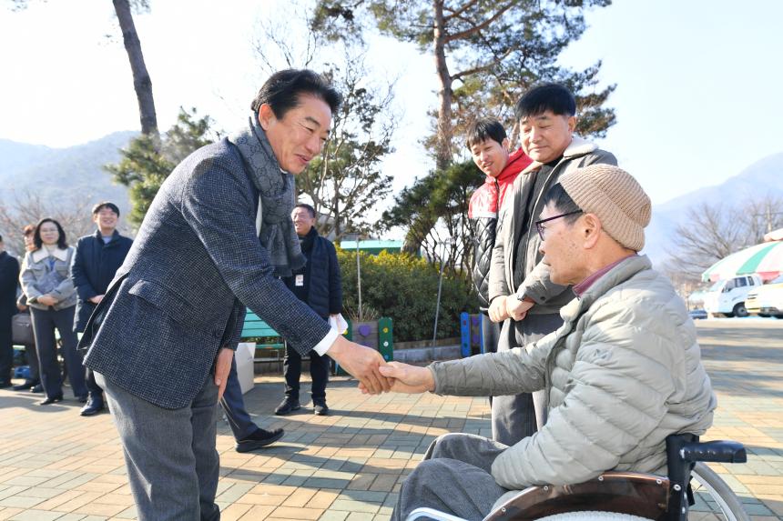 경남도의회, 설 앞두고 복지현장 찾아 ‘민생 소통’ - 3
